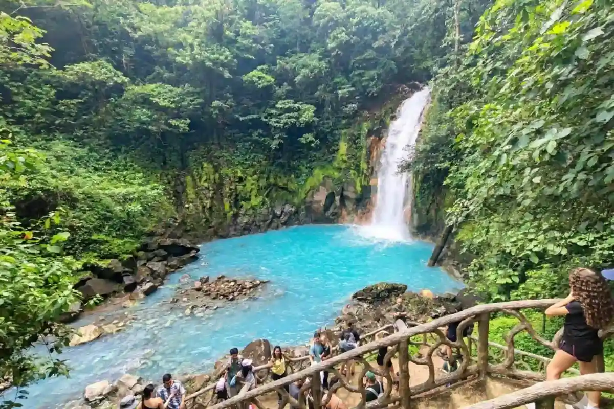 rio celeste liberia airport transfers