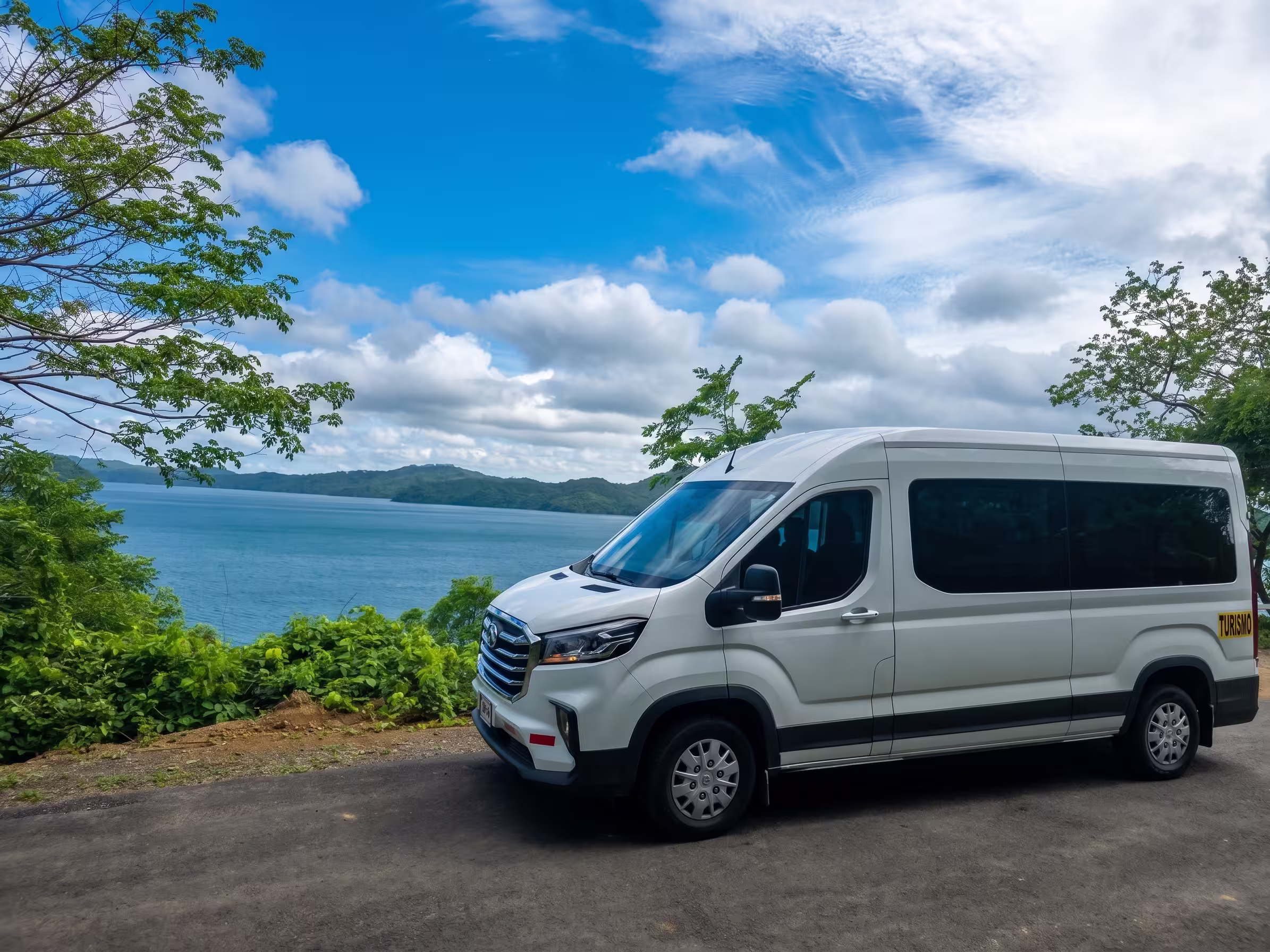 Private Airport Transfers Guanacaste Costa Rica LIR Chauffeur Service